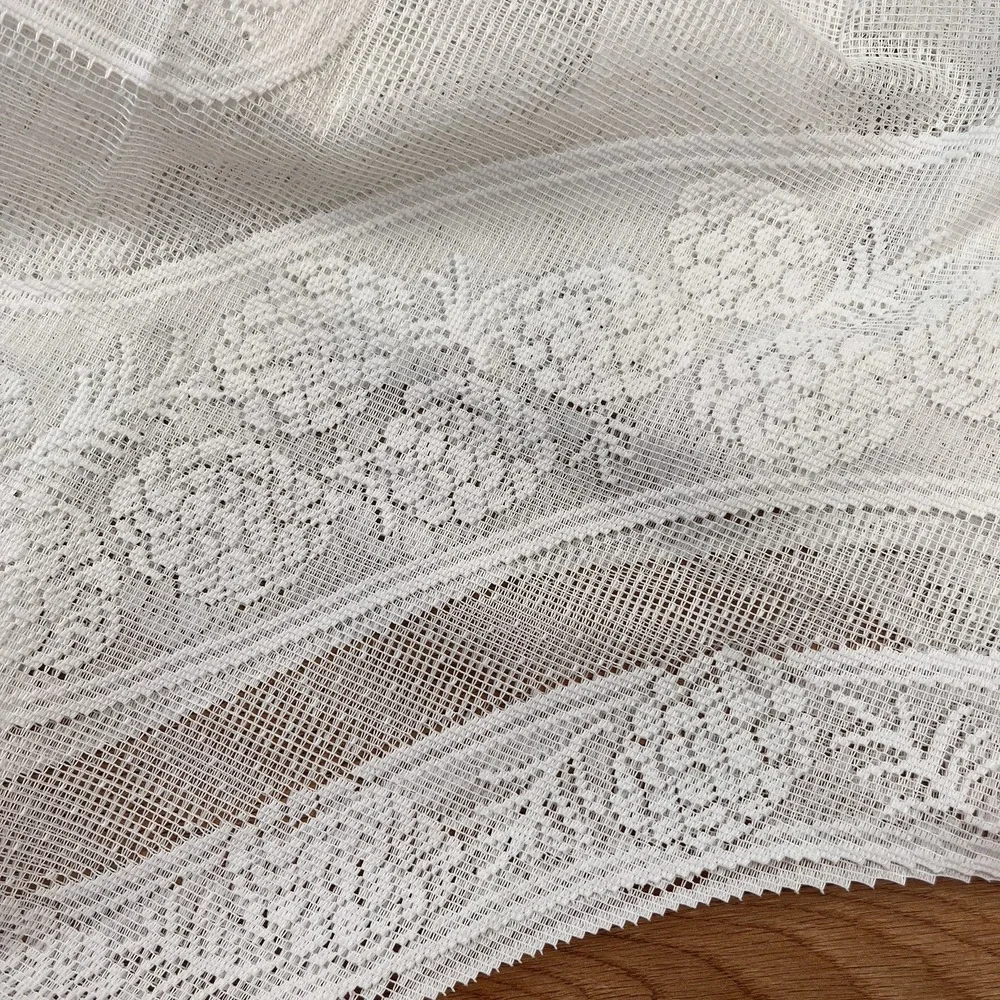 MWW Market Vintage Lace Pinecone Mantel Scarf Christmas Holiday White 20x96